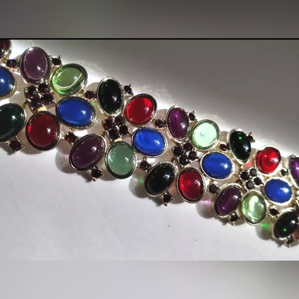 Talbots Multicolor Gem Gripoix Style Bracelet gold tone Wide green red Retro